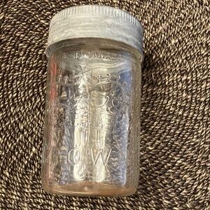 Vintage crown mason Glass Jar with zinc Lid made in Canada 1953
